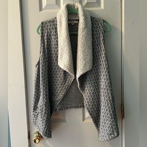 LOFT Black and Cream Textured Vest